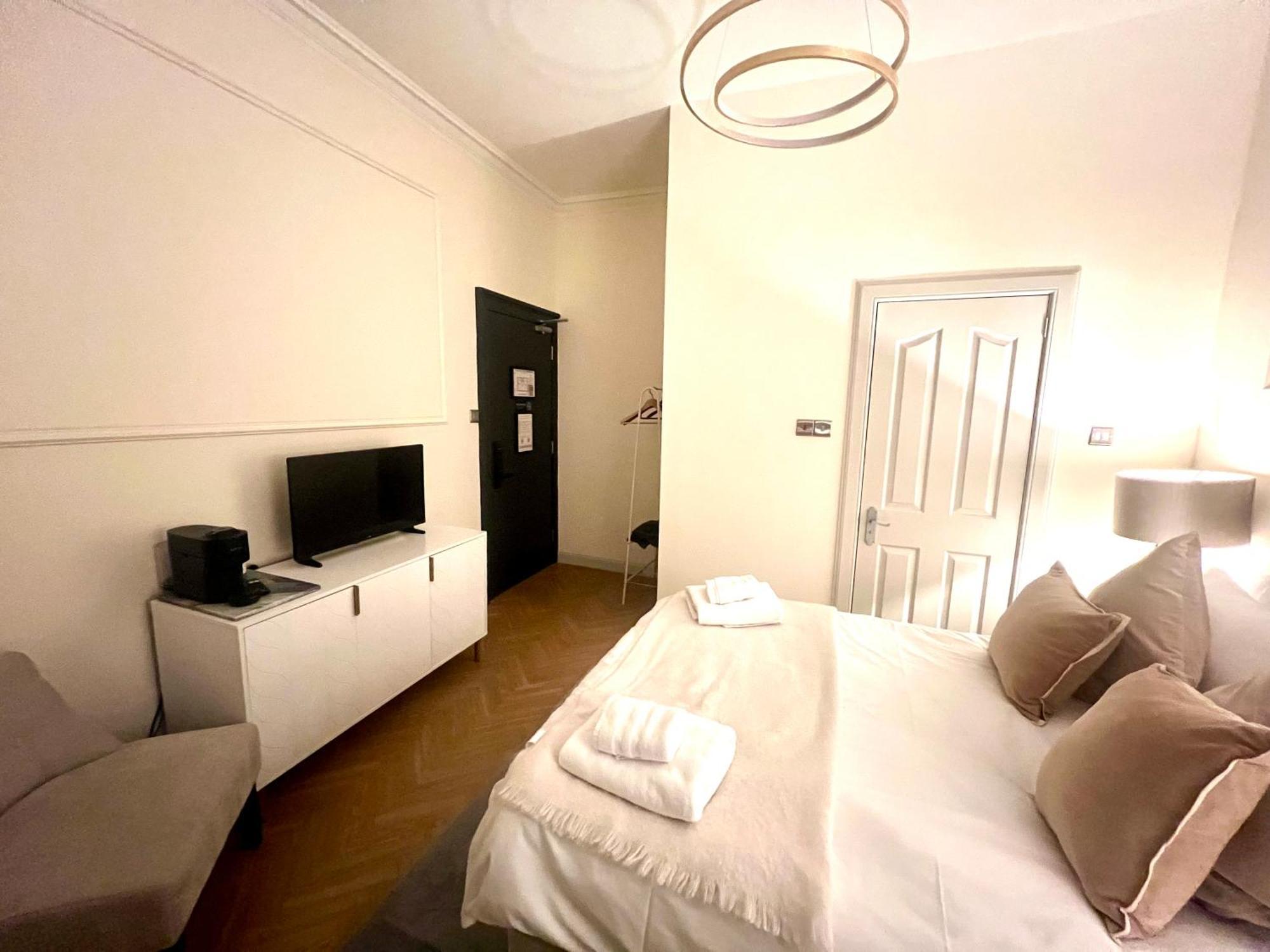 'Maisie' In Allandale Aparthotel Огтерардер Екстер'єр фото